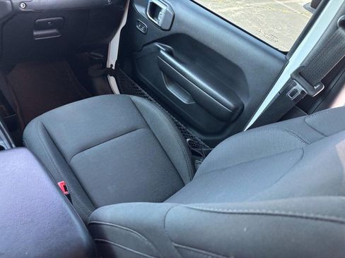 Used 2020 Jeep Gladiator Sport w/ Quick Order Package 24S image 15