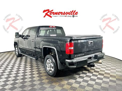 Used 2018 GMC Sierra 3500 Denali w/ Duramax Plus Package image 5