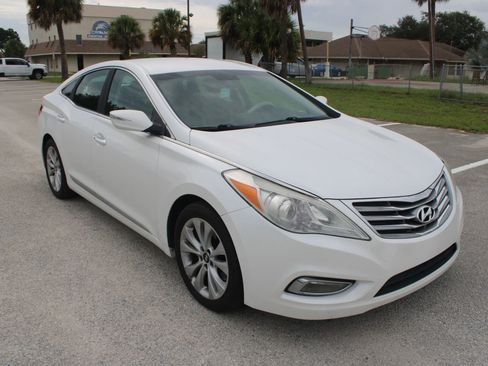 Used 2013 Hyundai Azera FWD image 19