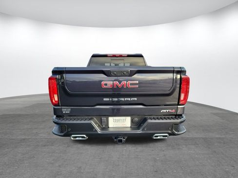 Used 2024 GMC Sierra 1500 AT4 w/ Technology Package image 7