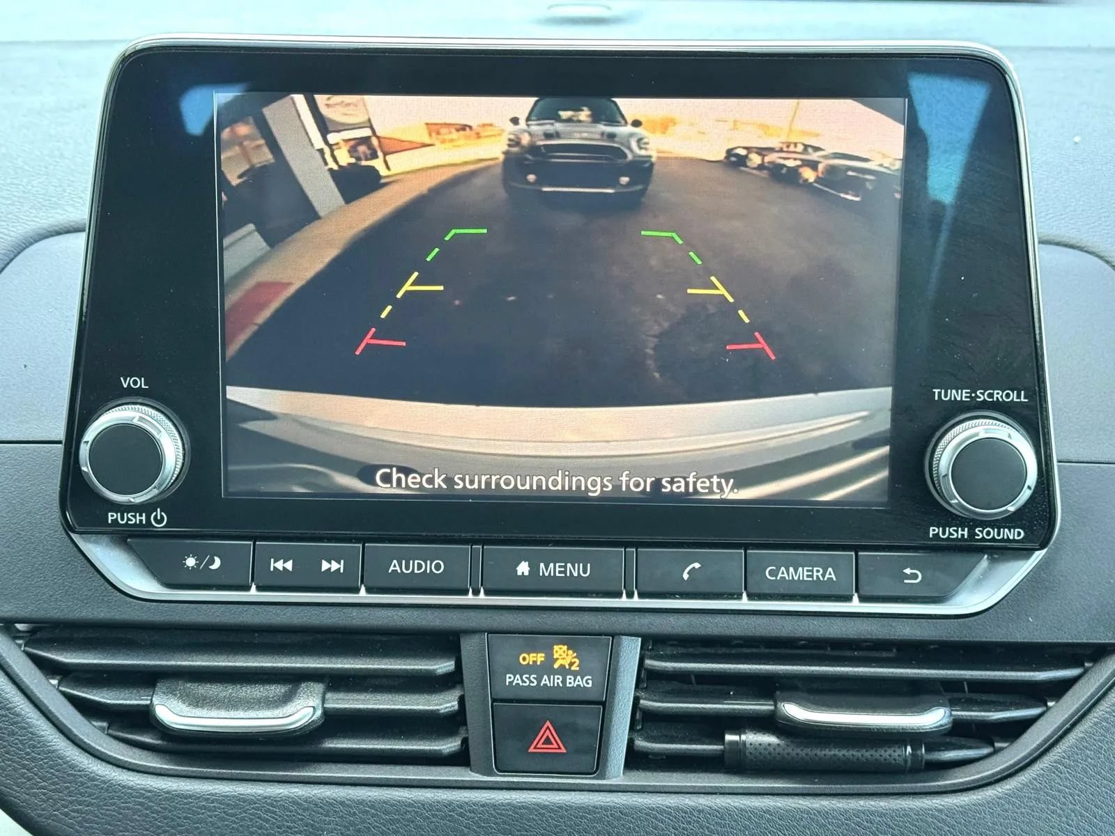 Used 2021 Nissan Altima 2.5 SR AWD/4WD image 14