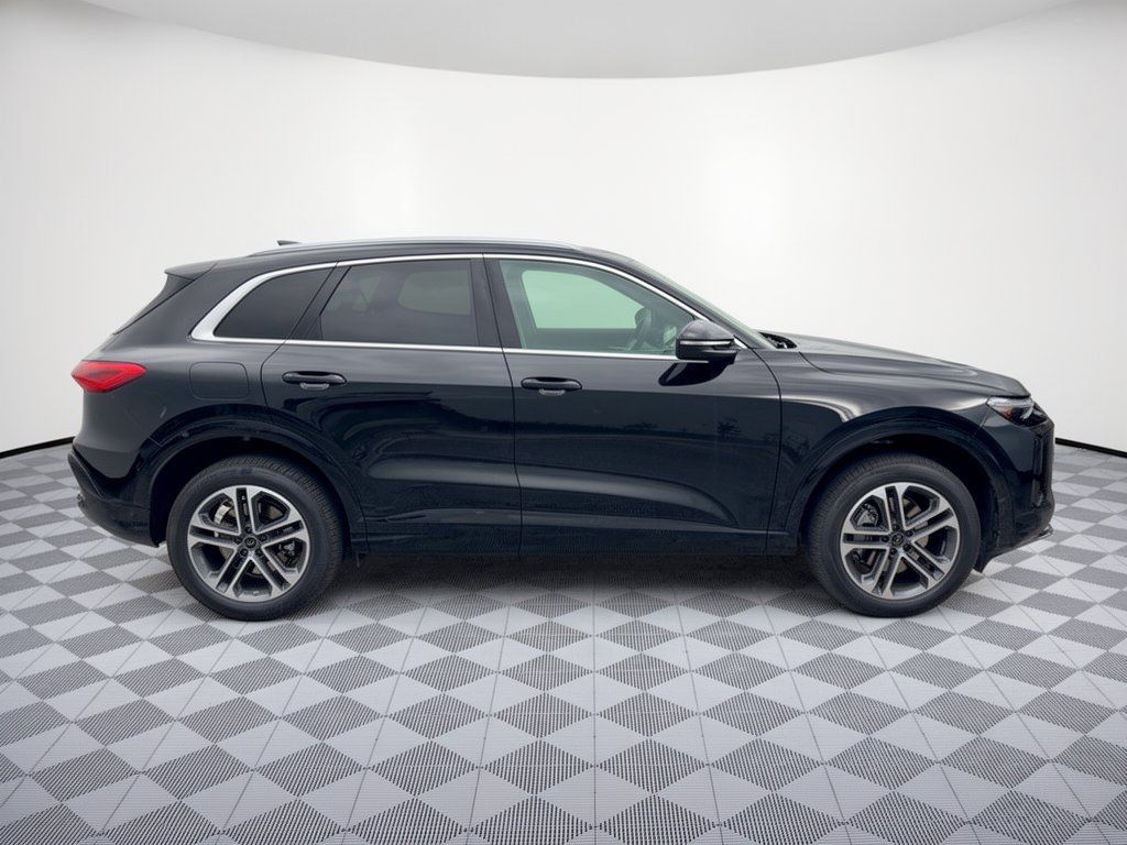New 2026 Audi Q5 Premium w/ Convenience Package AWD/4WD image 8