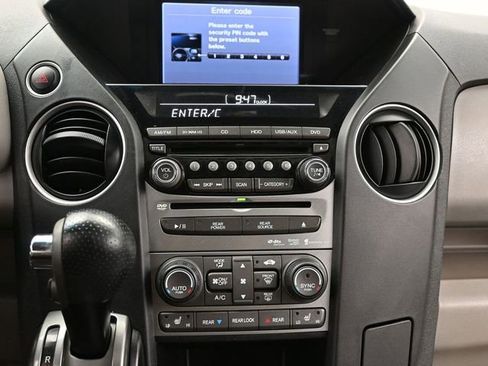 Used 2013 Honda Pilot Touring image 19