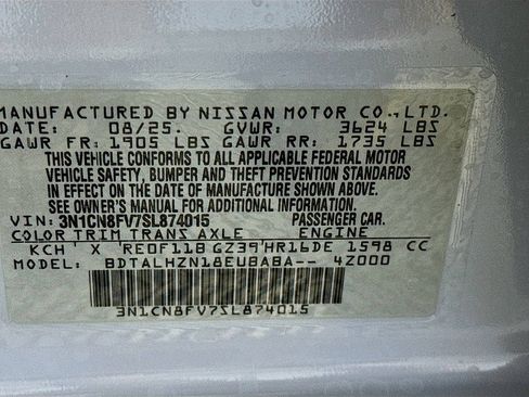 New 2025 Nissan Versa SR w/ Trunk Package image 30