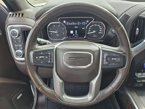 Used 2022 GMC Sierra 3500 Denali w/ Denali Ultimate Package AWD/4WD image 12