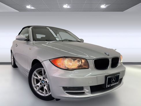 Used 2008 BMW 128i Convertible image 6