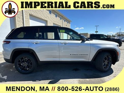 New 2025 Jeep Grand Cherokee Limited AWD/4WD image 15