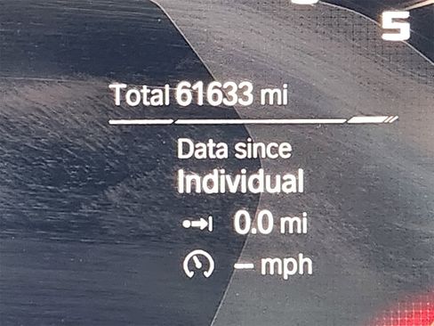 Used 2021 BMW M4 Coupe w/ M Carbon Exterior Package image 25