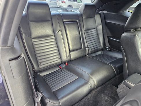 Used 2011 Dodge Challenger R/T image 12