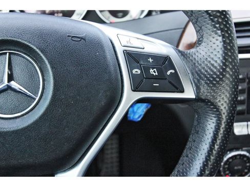 Used 2014 Mercedes-Benz C 250 Sedan image 20
