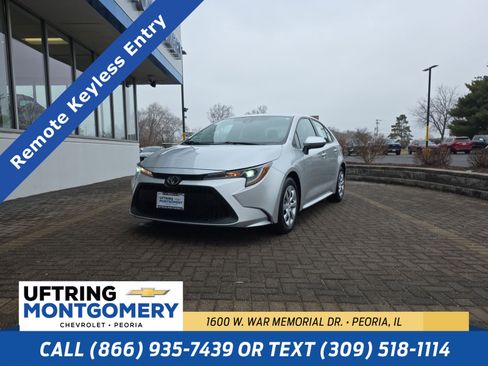 Used 2021 Toyota Corolla LE image 1