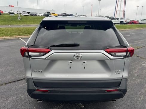 Used 2024 Toyota RAV4 XLE AWD/4WD image 4