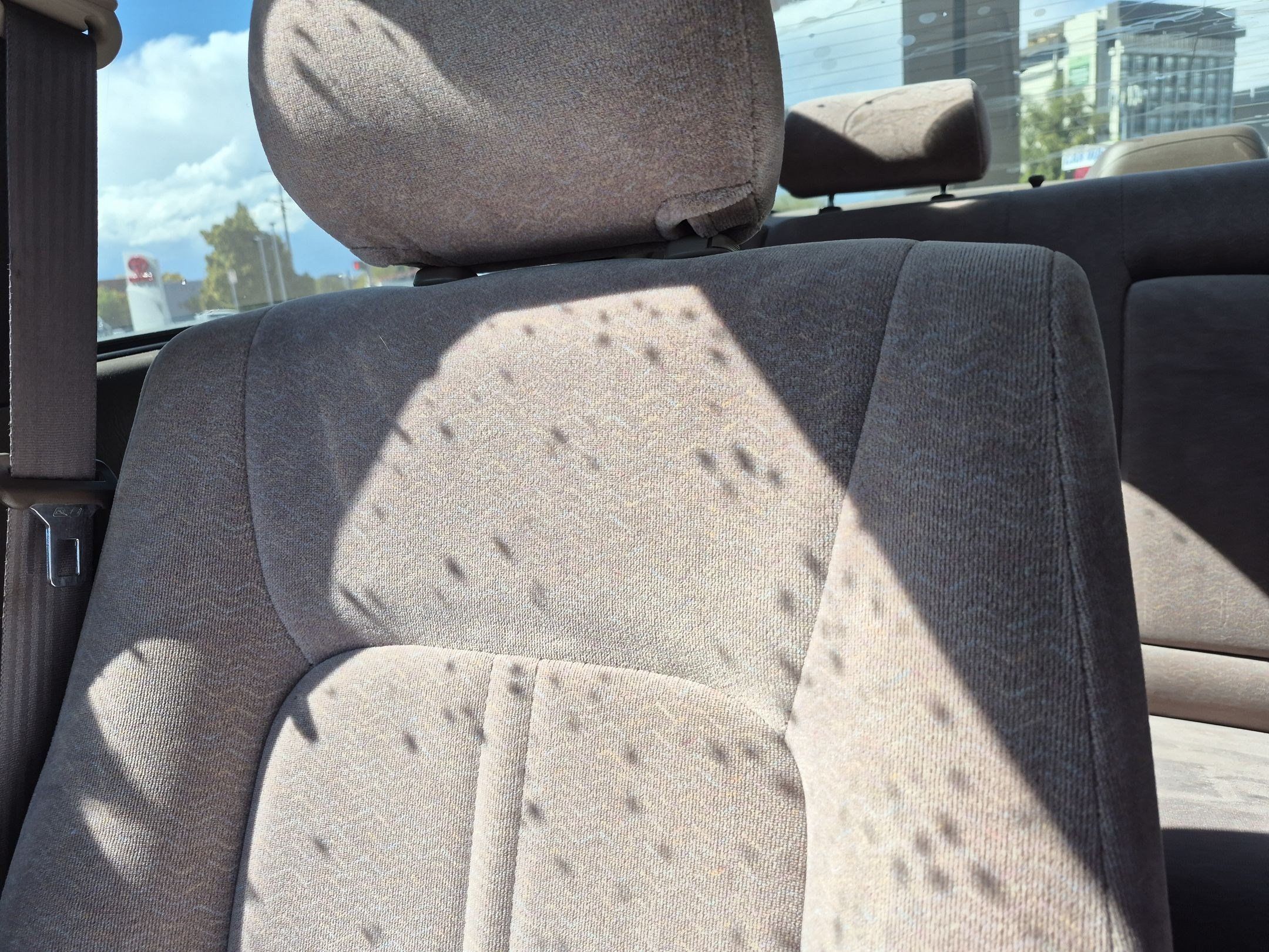 Used 1998 Toyota Camry LE FWD image 33