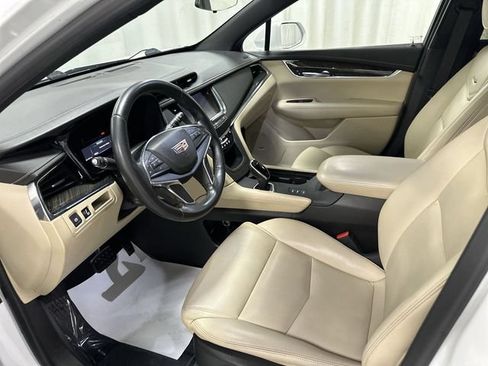Used 2019 Cadillac XT5 AWD image 14