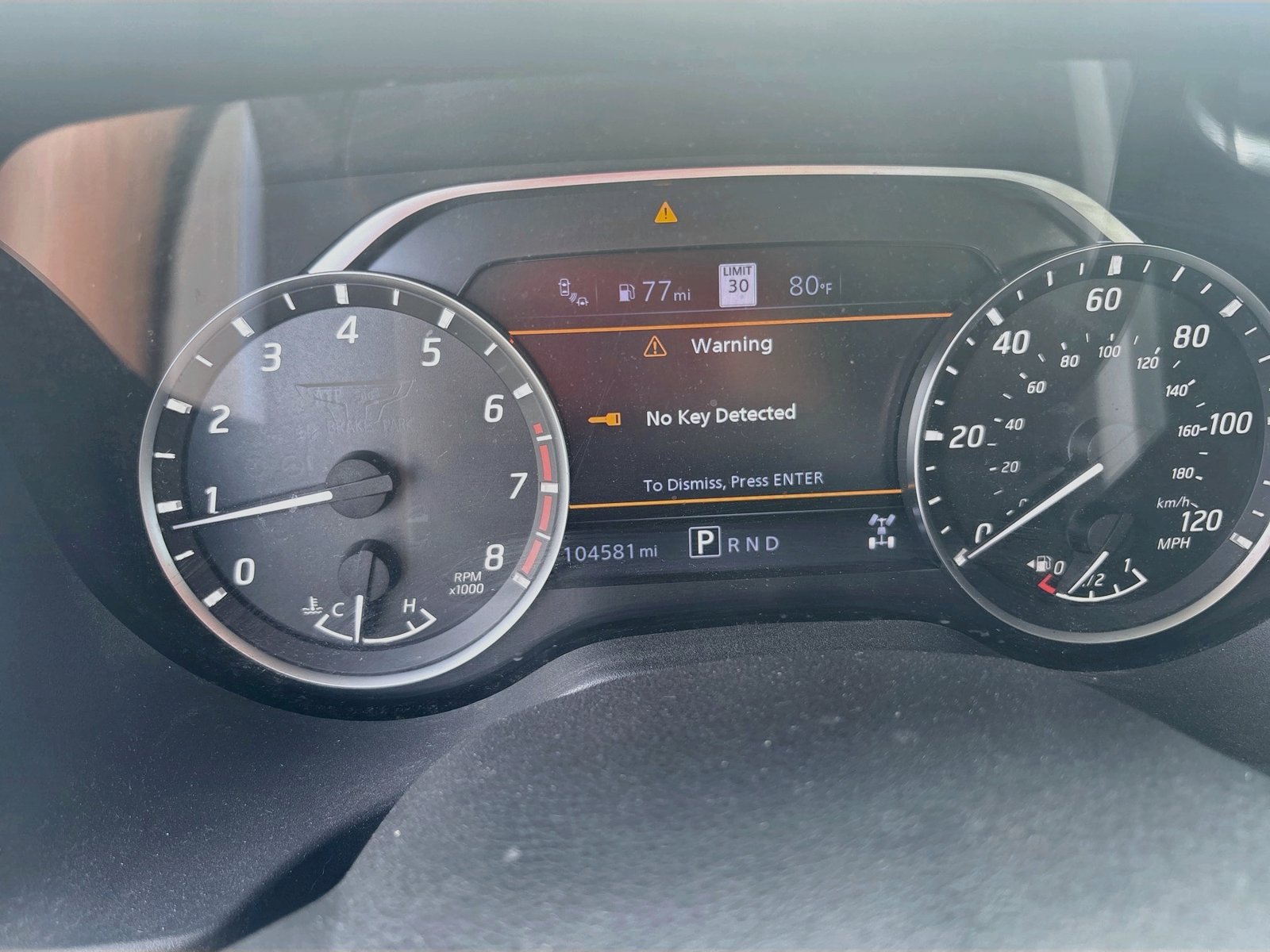 Used 2021 Nissan Titan 4x4 Crew Cab image 12