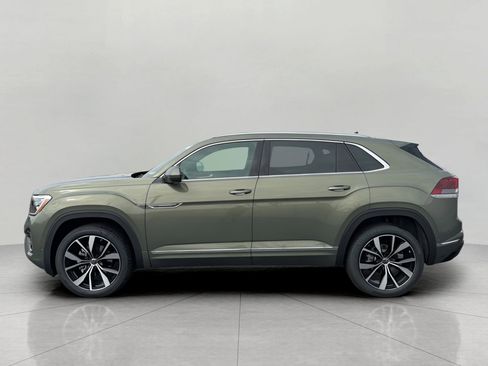 New 2026 Volkswagen Atlas Cross Sport SEL Premium R-Line AWD/4WD image 4
