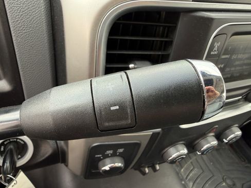 Used 2018 RAM 2500 SLT w/ Snow Chief Group AWD/4WD image 42