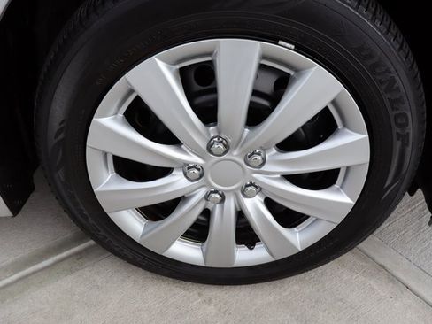 Used 2023 Toyota Corolla LE image 42