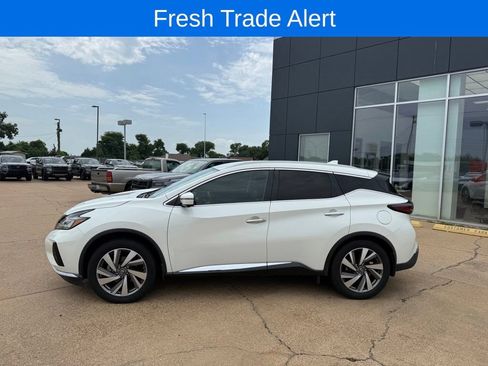 Used 2019 Nissan Murano SL FWD image 2