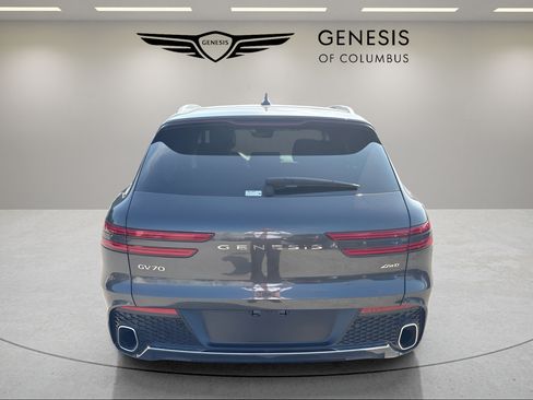 Used 2025 Genesis GV70 2.5T AWD/4WD image 4