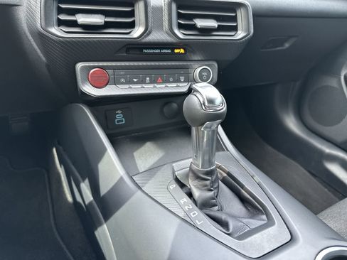 Used 2024 Ford Mustang Coupe RWD image 21