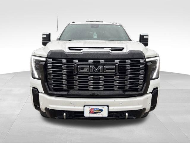 Used 2025 GMC Sierra 2500 Denali Ultimate AWD/4WD image 8