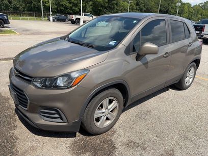 Used 2022 Chevrolet Trax LS w/ Tint and Cruise Package