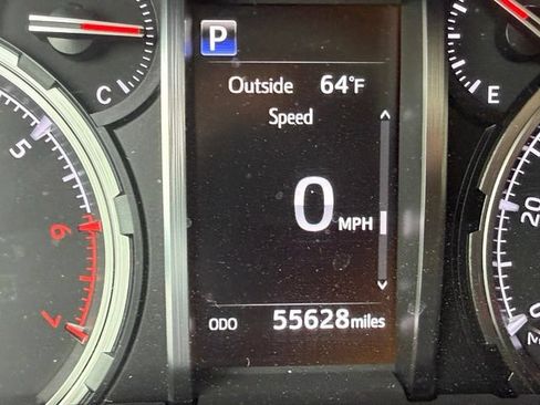 Used 2021 Toyota 4Runner Limited AWD/4WD image 18