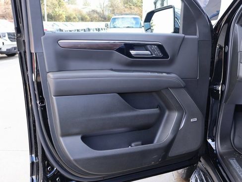 New 2026 Chevrolet Tahoe Premier AWD/4WD image 11