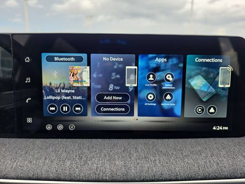 New 2026 Nissan Kicks SV w/ Cold Weather Package FWD image 18