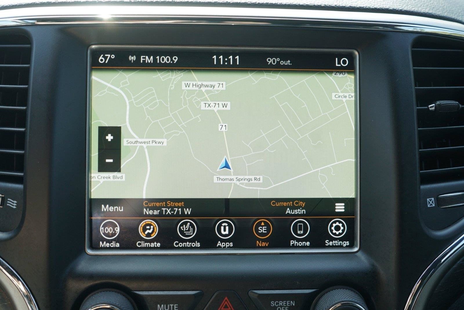 Used 2018 Jeep Grand Cherokee Altitude RWD image 13