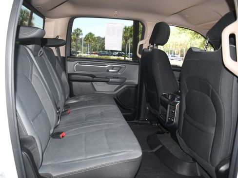 Used 2020 RAM 1500 Big Horn RWD image 17