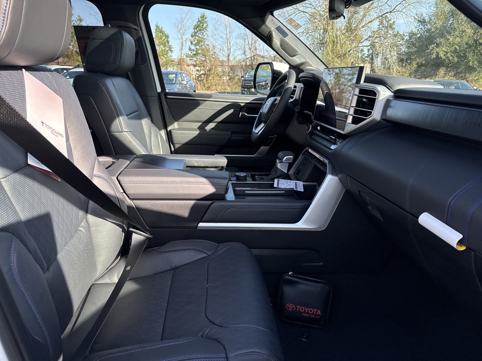 New 2025 Toyota Tundra Platinum AWD/4WD image 36