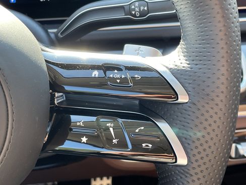 New 2026 Mercedes-Benz GLS 450 4MATIC image 27