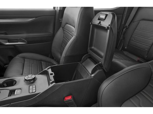 New 2025 Ford Ranger Lariat w/ Black Appearance Package image 30