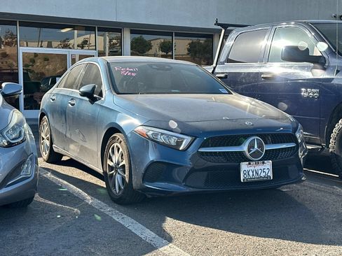 Used 2019 Mercedes-Benz A 220 image 2