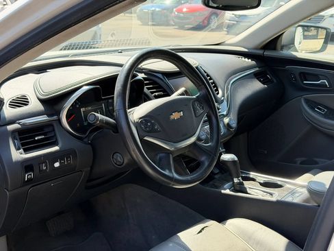 Used 2015 Chevrolet Impala LTZ FWD image 16