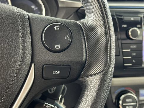 Used 2016 Toyota Corolla LE FWD image 26