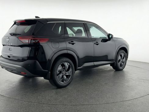 Used 2025 Nissan Rogue SV image 9