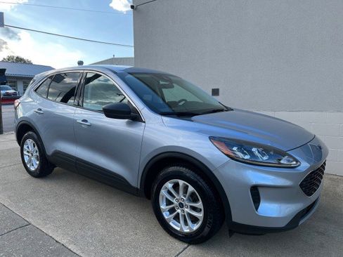 Used 2022 Ford Escape SE AWD/4WD image 1