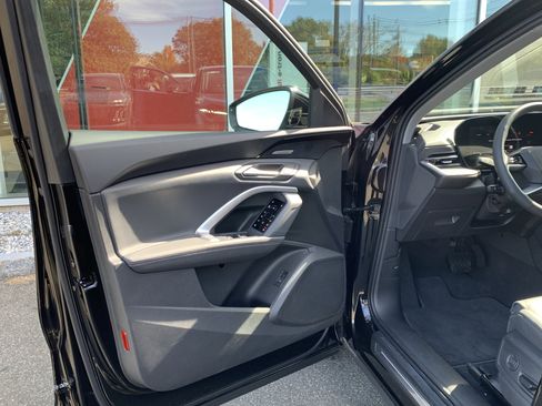 New 2025 Audi Q5 Premium Plus image 8