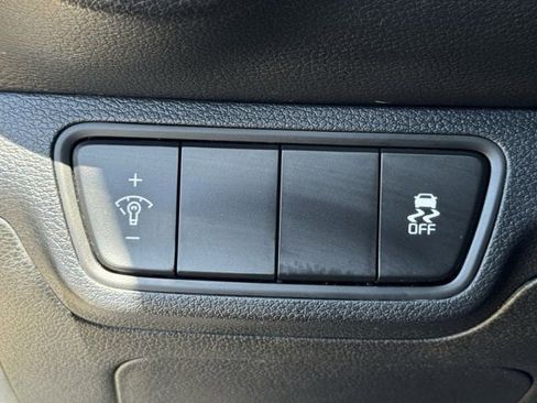 Used 2022 Kia Forte LXS image 20