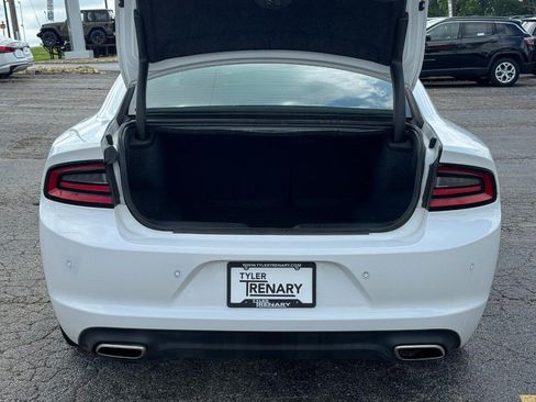 Used 2023 Dodge Charger SXT RWD image 6