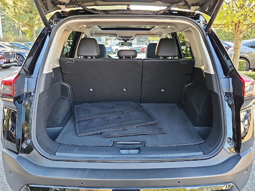 Certified 2023 Nissan Rogue SV w/ SV Premium B Package AWD/4WD image 32