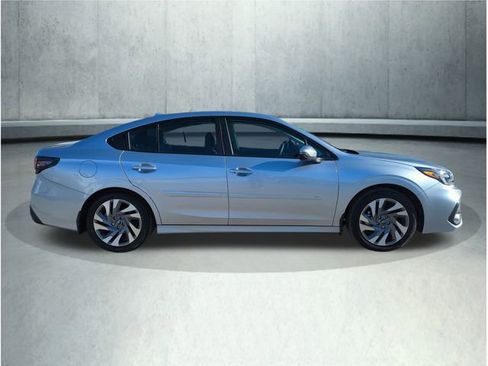 Used 2025 Subaru Legacy Limited image 6