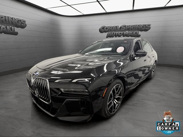 Used 2025 BMW 740i RWD image 1