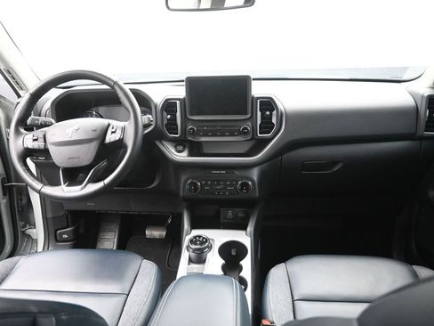 Used 2023 Ford Bronco Sport Outer Banks w/ Tech Package image 16