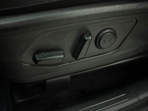 Used 2022 Kia Sorento SX w/ Panoramic Sunroof Package image 12