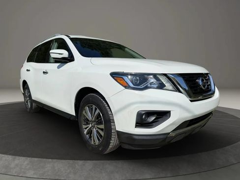 Used 2019 Nissan Pathfinder SV FWD image 7
