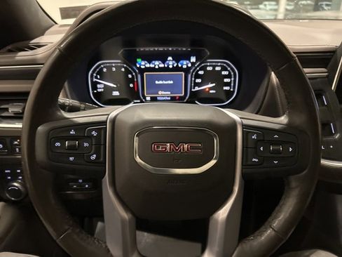 Used 2021 GMC Yukon XL SLT w/ SLT Luxury Plus Package image 9